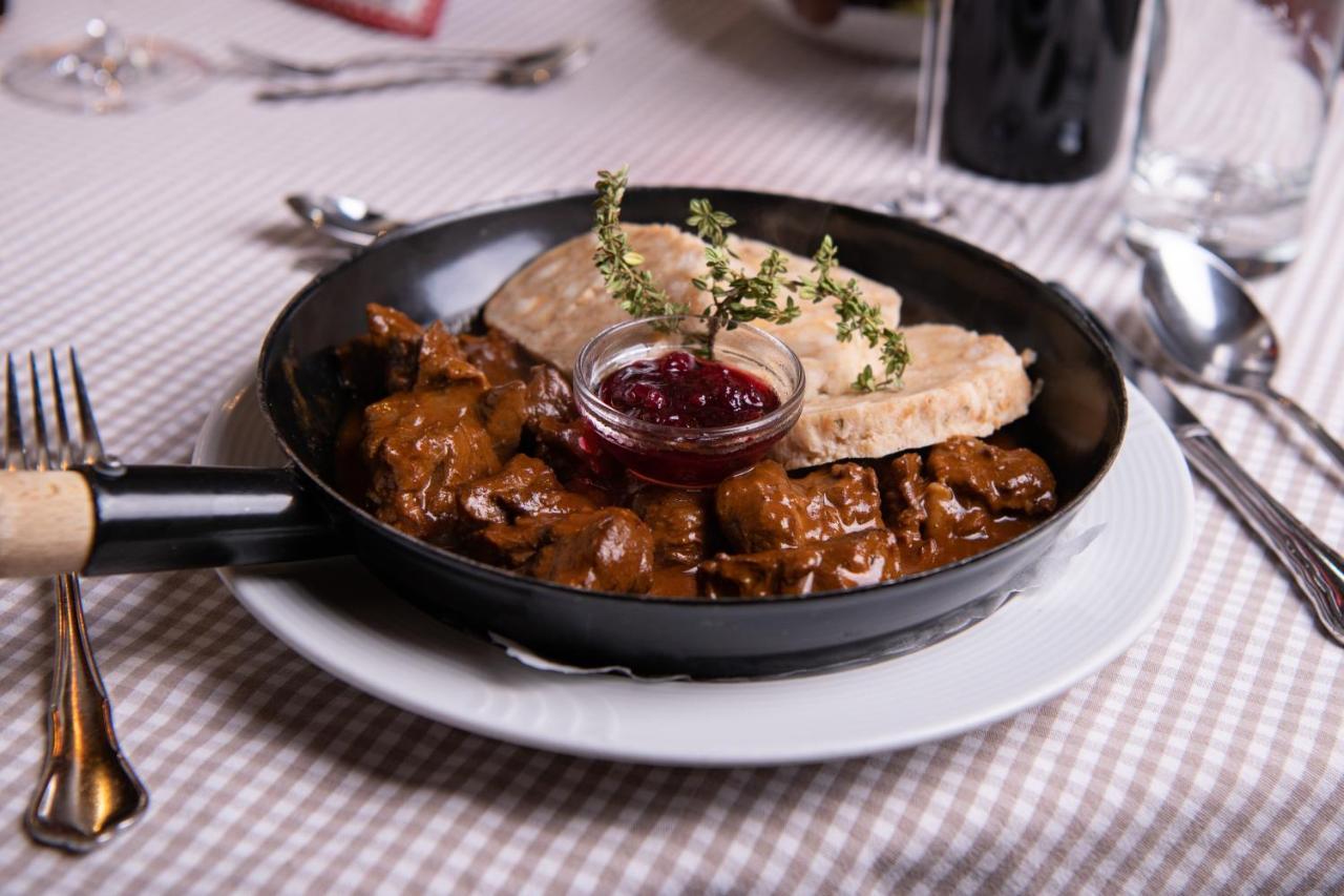 Hotel Restaurant Platzer Gmünd Екстериор снимка