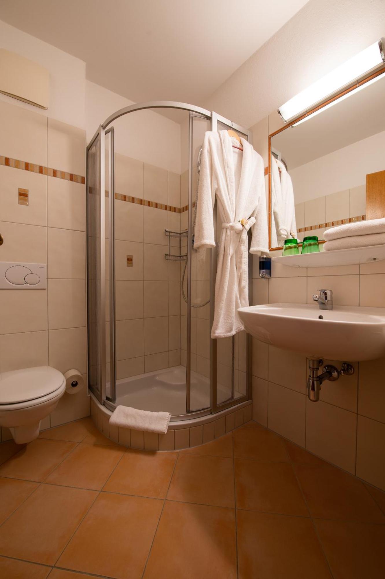 Hotel Restaurant Platzer Gmünd Екстериор снимка