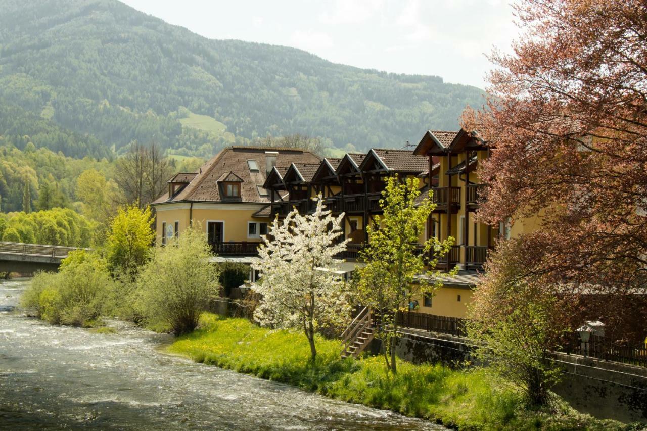 Hotel Restaurant Platzer Gmünd Екстериор снимка